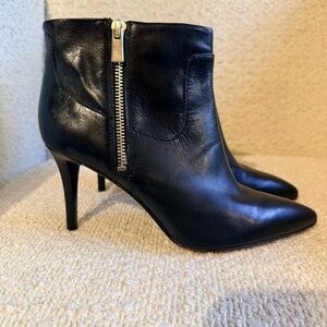 Nine West Womens Pirhana NWPIRHANA Black  Ankle Booties Stiletto Heel Size 7